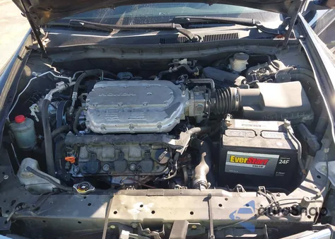 2010 Honda Accord 3.5 Ex-L z USA, uszkodzony, nr VIN 1HGCP3F85AA018627